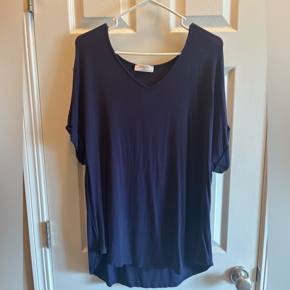 Zenana Outfitters Deep Blue V-Neck Top 1X - Picture 1 of 2